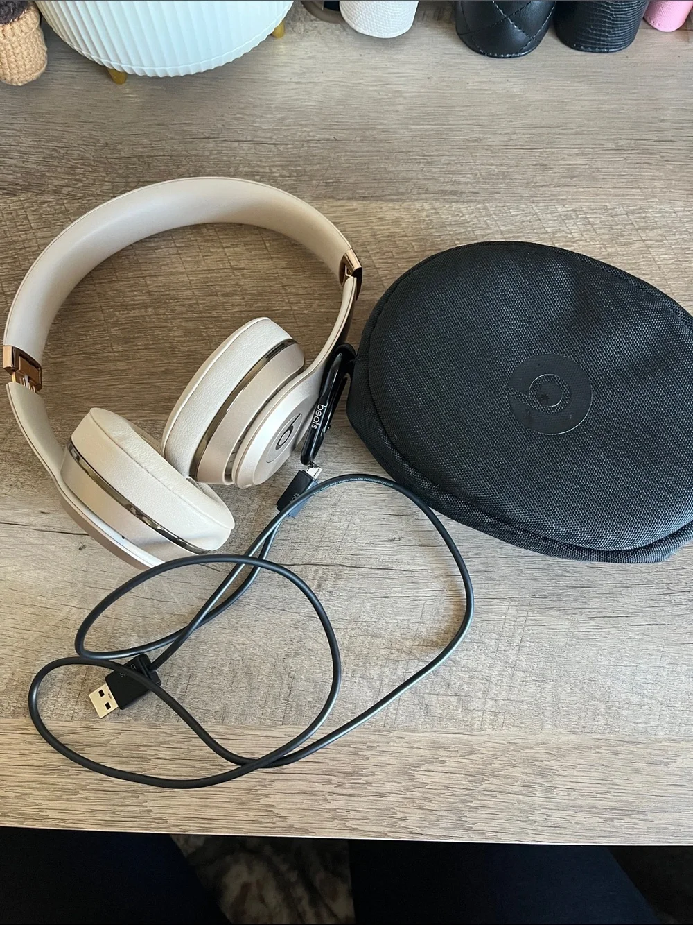 Beats Solo 3 - Picture 1 of 1
